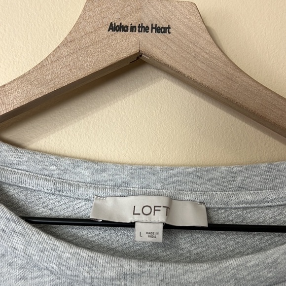 loft ruffle sweatshirt - Picture 4 of 7